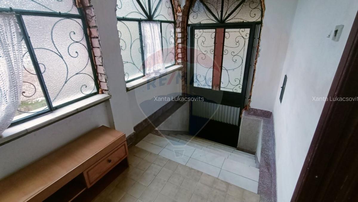 Casa cu teren generos de vanzare in Cartierul Ferneziu-zona deosebita - 18