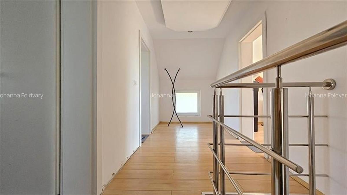 Casă cu 3 camere în Săcălaz - 12