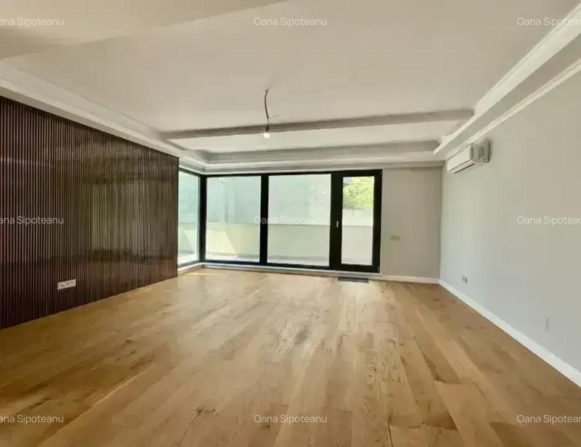 Unirii I Apartament 4 camere I 2 TeraseI 2 Locuri ParcareI Bloc nou I comision 0 - 2