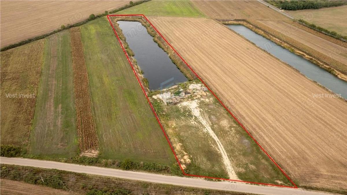 Teren extravilan Santaul Mic cu luciu de apa - 4