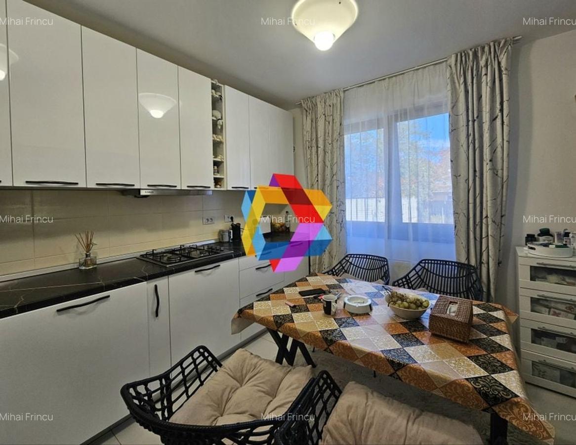 Casă individuala Tractorul 270 mp , zona Coresi - 10