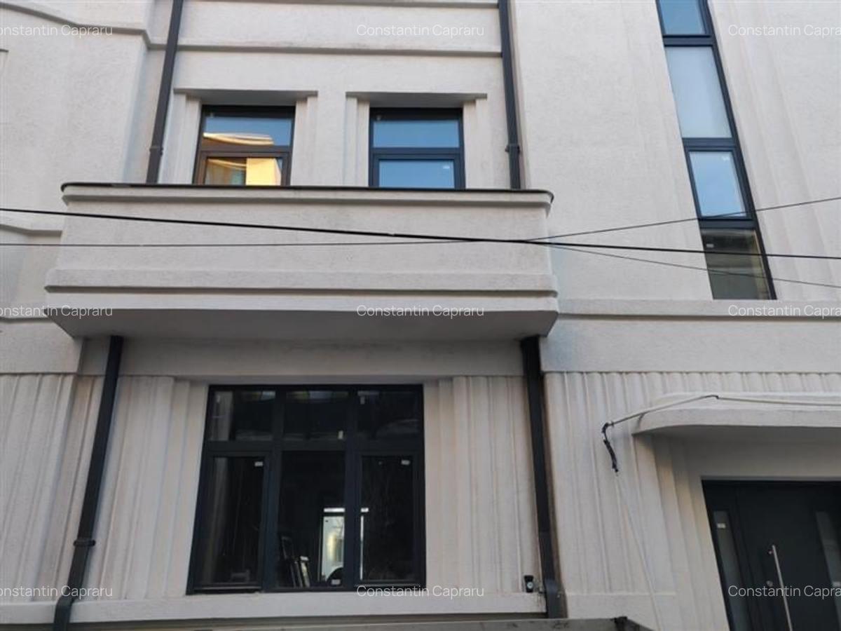 Vila de mari dimensiuni pretabila birouri - de vanzare - 11