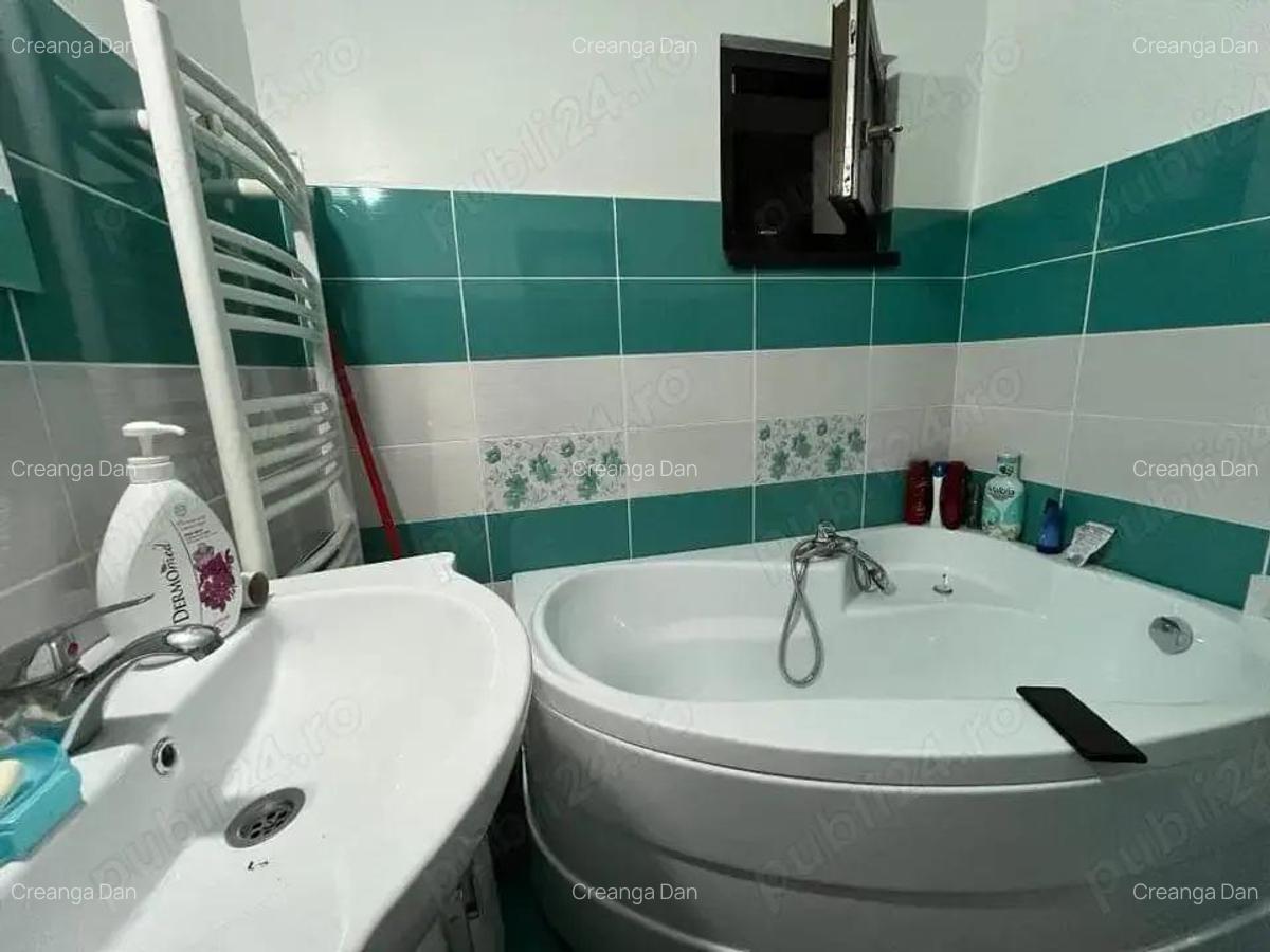 Ofer spre chirie ap 3 cam ultrcentral lux Roman ,350 euro - 6