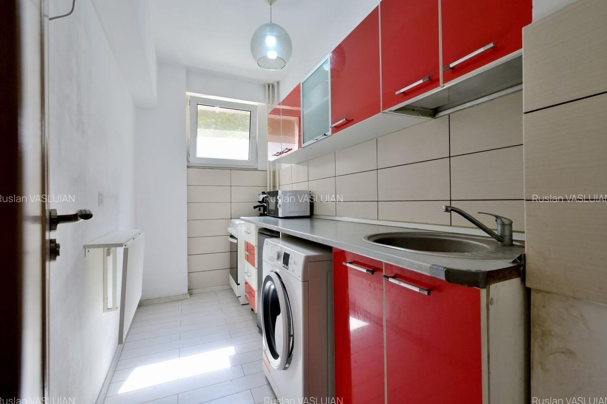 Garsoneira 36mp bloc mixt, Al. Barajul Lotru 12 - Titan, PIF 1977 - 7