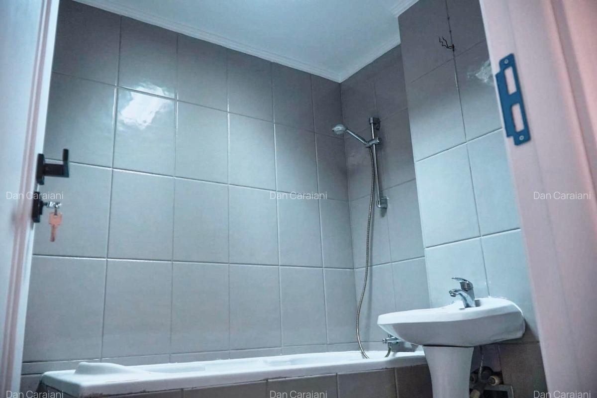 Vând duplex etajul 4 și 5 zona Trocadero - 14