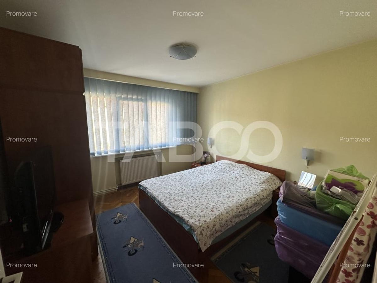 Apartament decomandat etaj intermediar 4 cu 3 camere baie cu geam lift - 4
