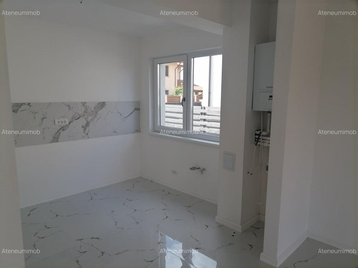 Vila cu teren generos langa Paradisul Verde - 4