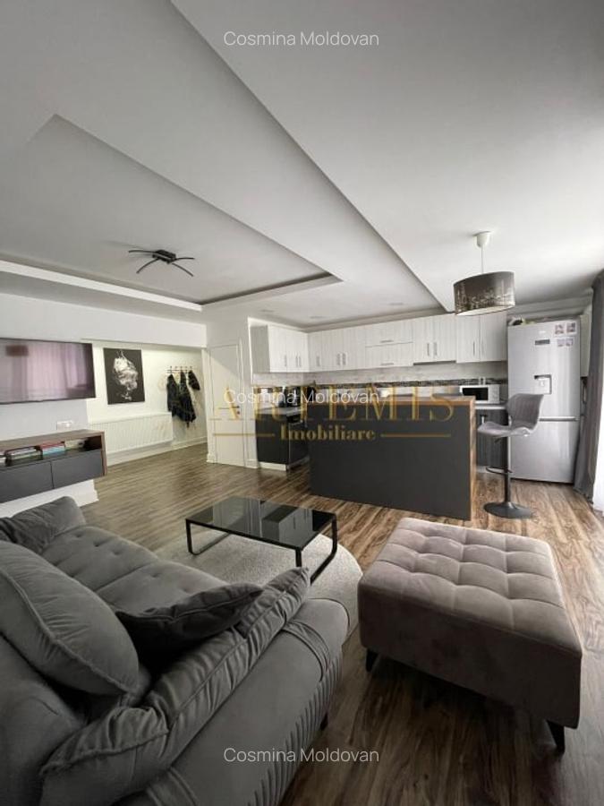 Apartament de 3 camere, decomandat, 84 mp., zona Nord-Vest - 1