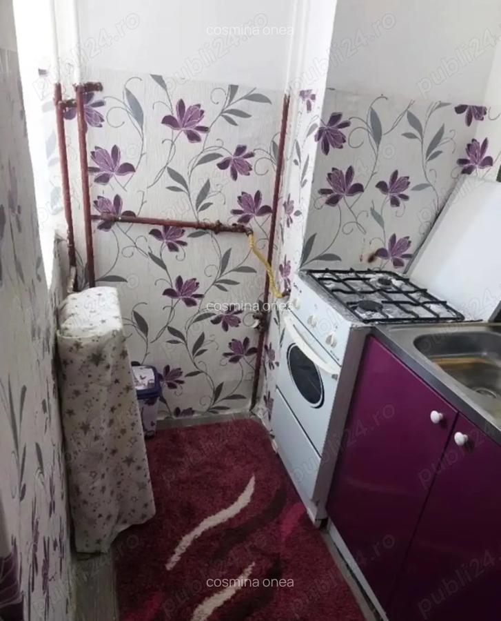 Vand garsoniera in Tudor Vladimirescu blocul B turn etaj 6 Lift nou facut recent in septembrie - 4