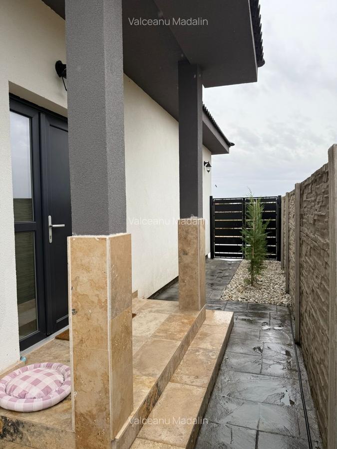 360 Grade Imobiliare oferă spre vânzare un ½ duplex în Remetea Mare - 3 360 Grade Imobiliare oferă spre vânzare un ½ duplex în Remetea Mare - 3