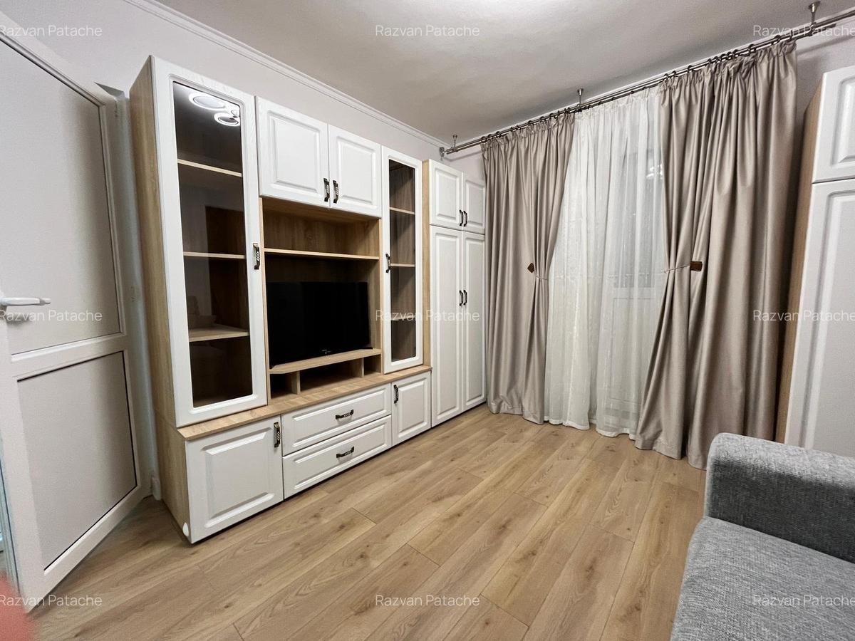 Apartament cu 2 camere Alexandru 450 euro - 1