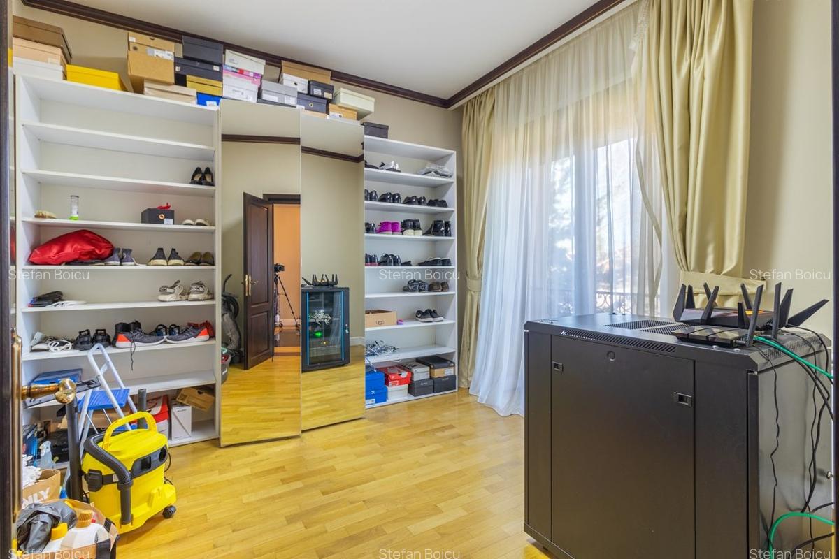 Vila cu piscina si garaj - 6 dormitoare - Pantelimon - 41