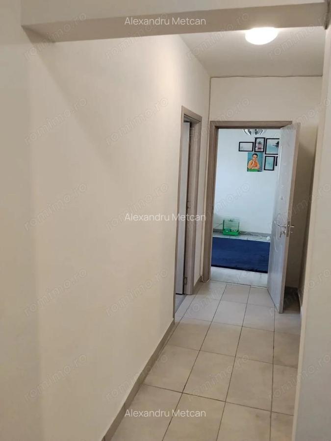 2 camere decomandat Campia Liberta?ii anul 1980 5 min metrou - 5
