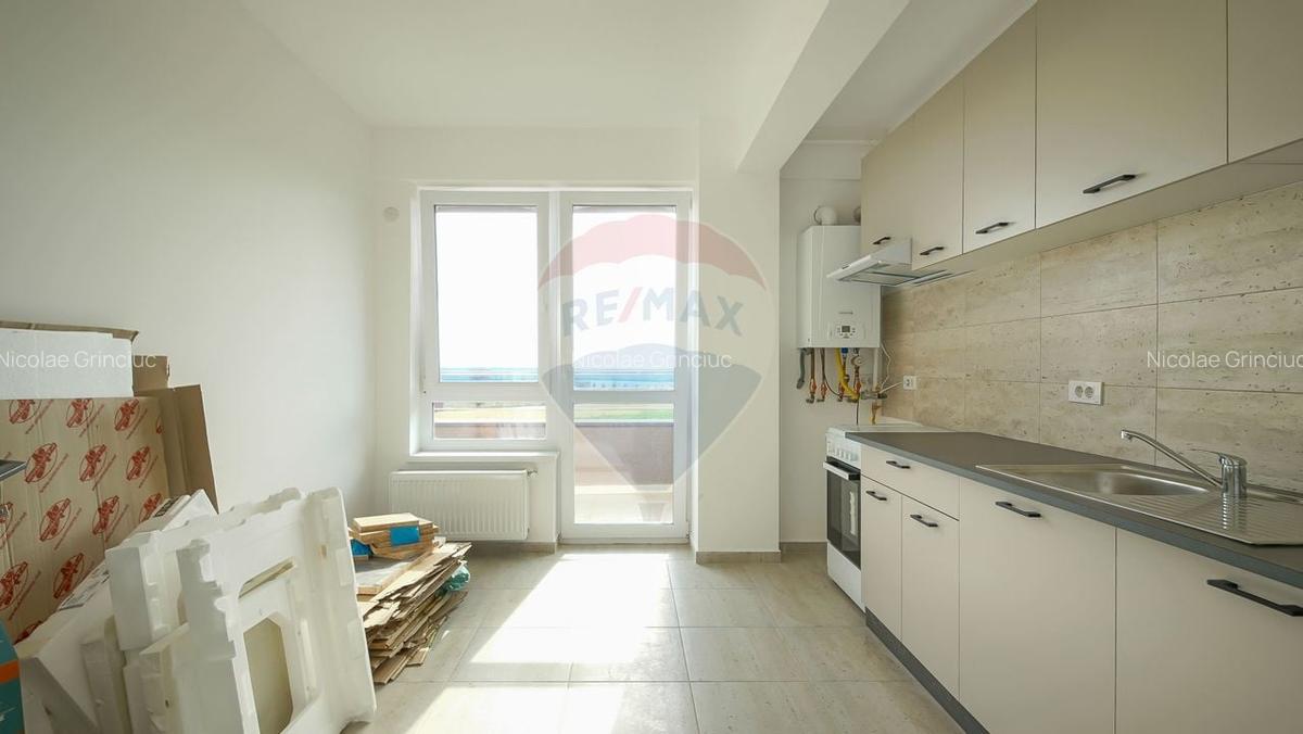 Apartament cu 2 camere decomandat în Cristian - 6