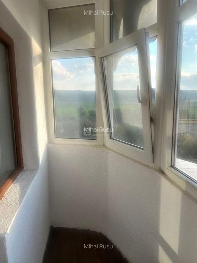 Apartament cu 2 camere semidecomandat, mobilat în Păcurari - 1
