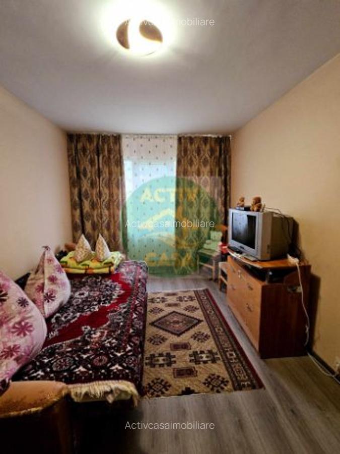 Apartament etaj 2 - 3 Apartament etaj 2 - 3