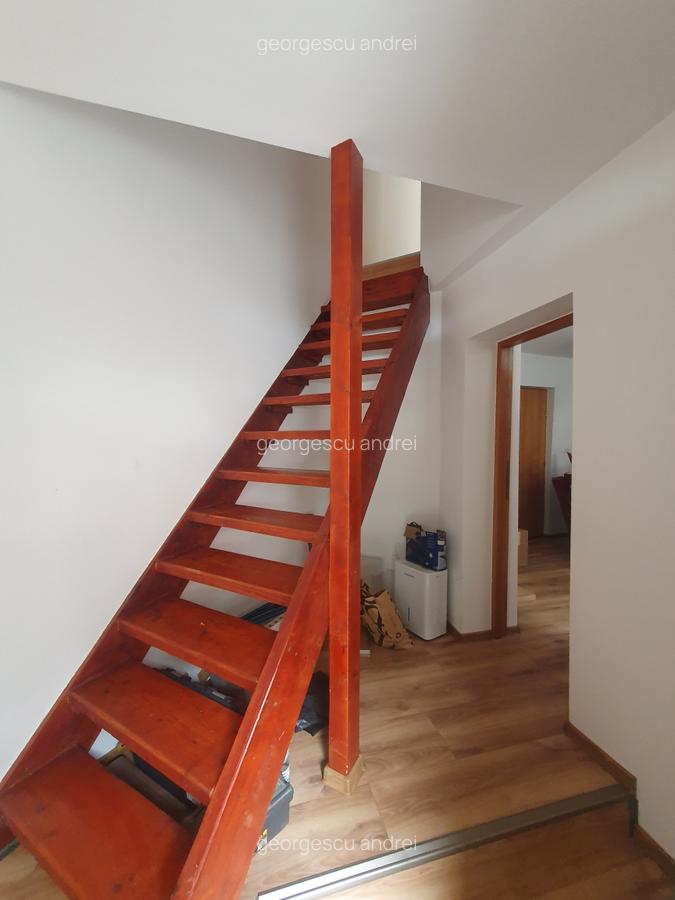 Schei, casa-apartament, 110000 euro - 2