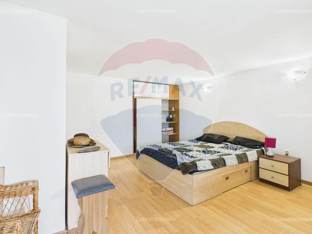 Casa / Vila cu 5 camere de vanzare - 20