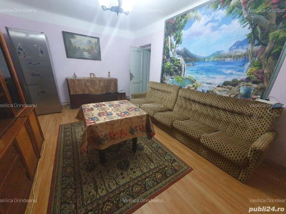 Vand apartament in casa boiereasca zona bisericii Madona Dudu - 8
