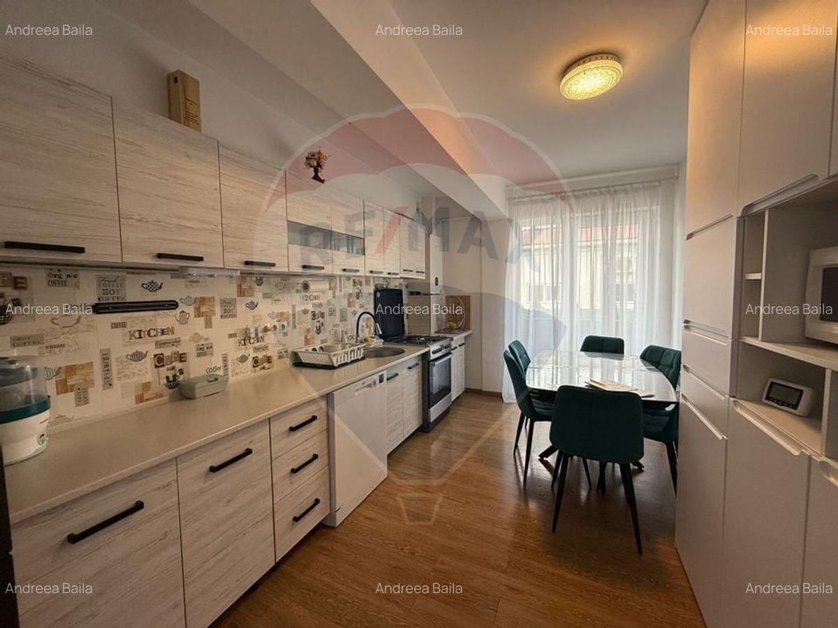 Apartament cu 3 camere de vanzare pe str EA Bieltz - 2