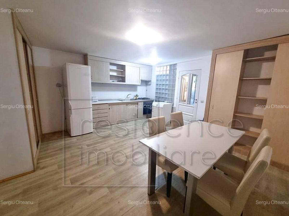 1 Octombrie! Apartament 3 camere separate, Zorilor, zona UMF - 13