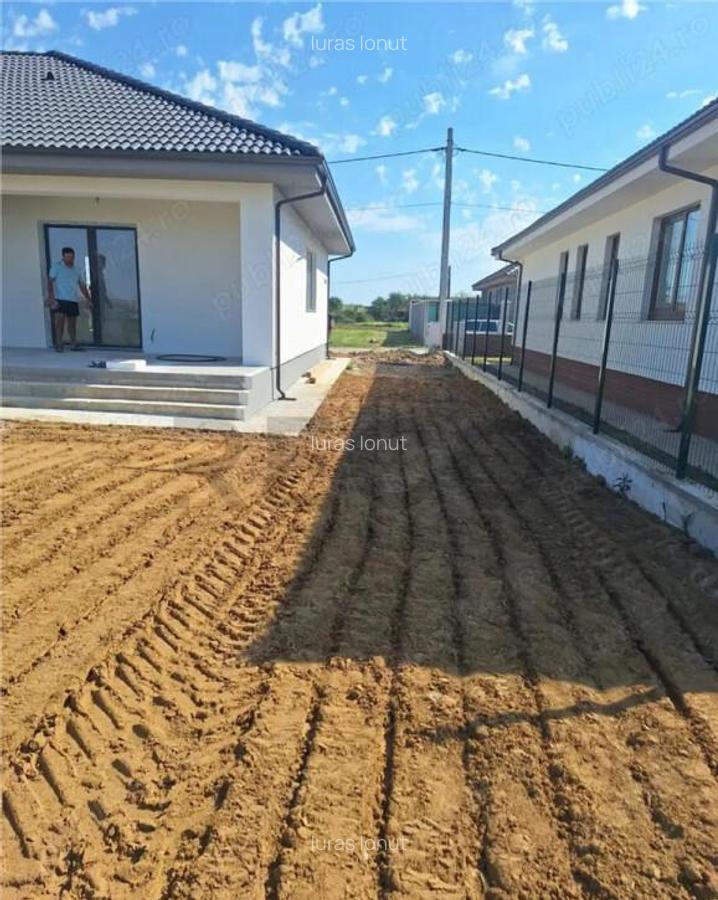 RECO, casa la alb, la 5 minute de Oradea, Cartierul Grigores - 1