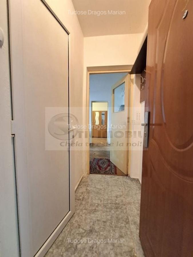 Liber, apartament 2 camere Podu Ros Cantemir, bloc fara risc - 4