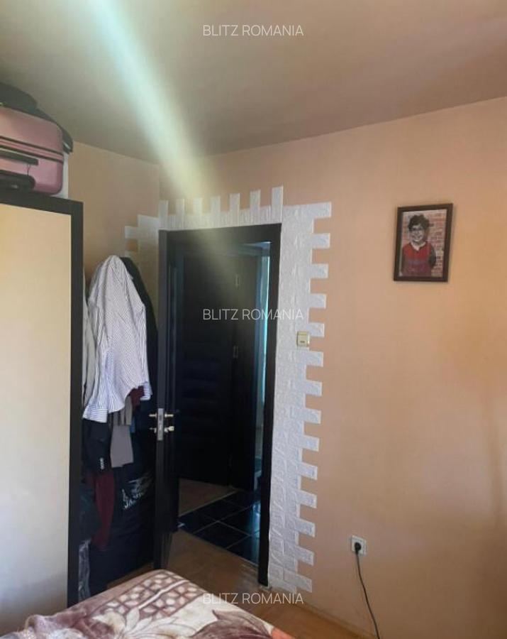 Apartament cu 3 camere, foarte spa?ios ?i bine compartimen - 8