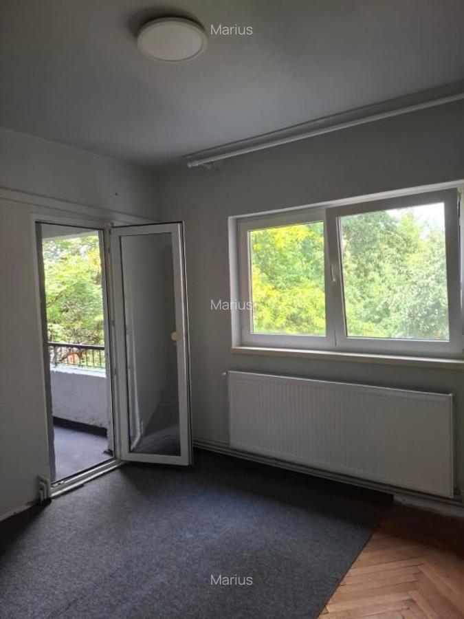 Apartament cu 2 camere decomandat cu boxa si centrala - 5