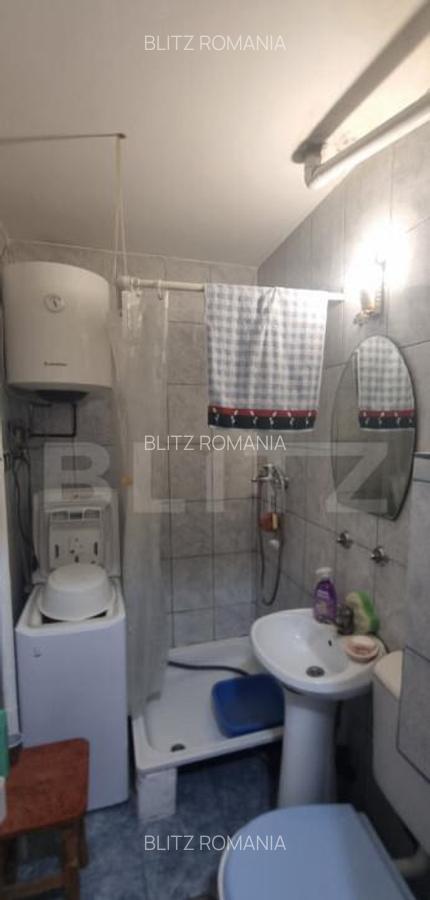 Garsoniera de Vanzare : Decomandat - Baie, Balcon si Bucatar - 12