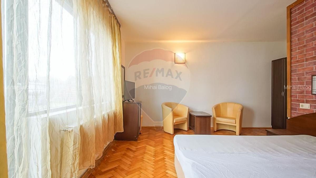 Casa / Vila cu 12 camere de vanzare in zona Astra - 15