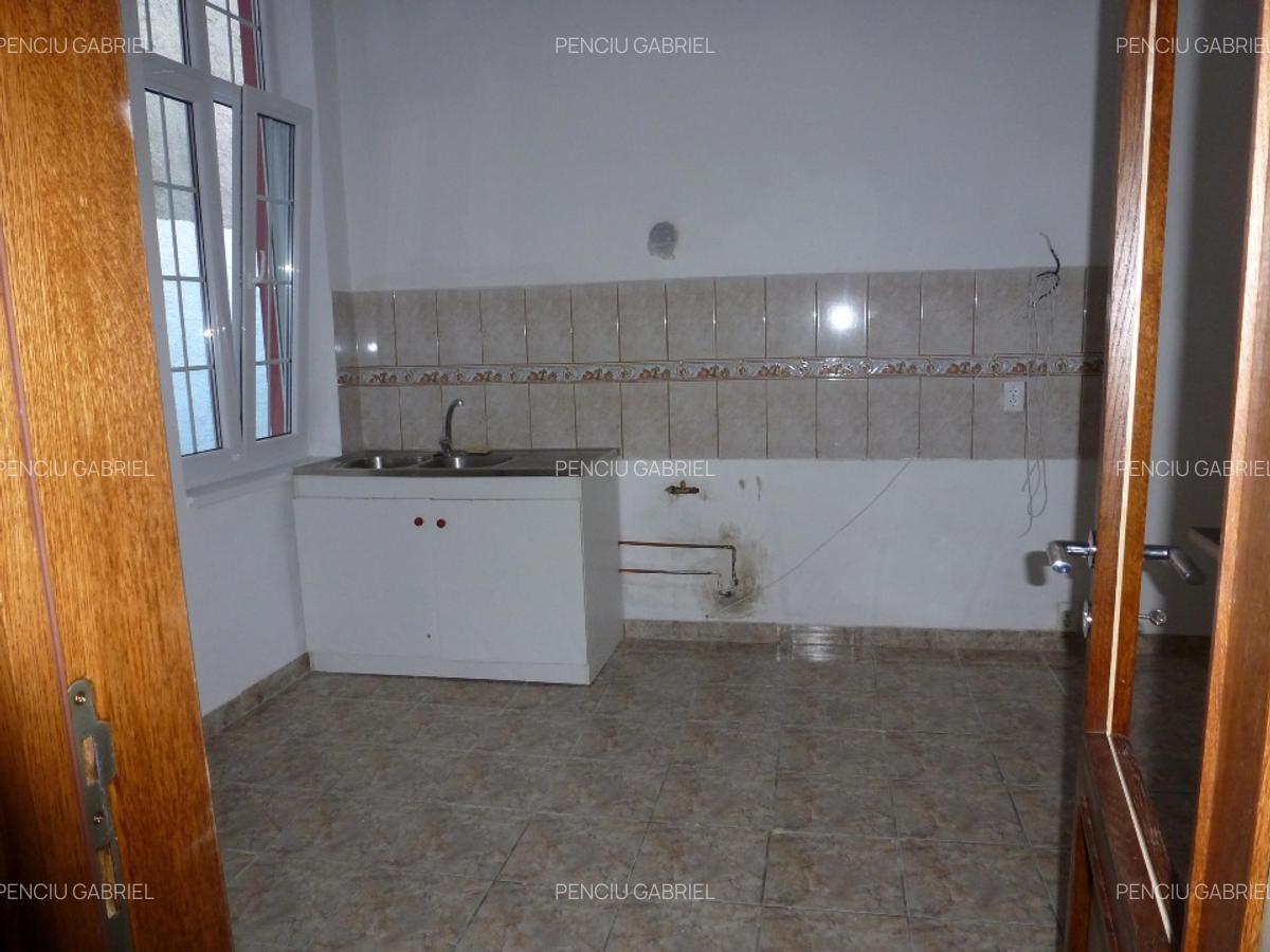 Casa de vanzare - 6