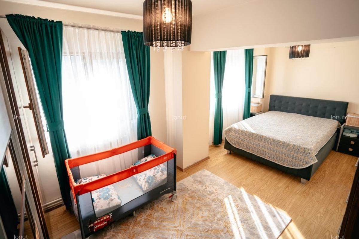 Apartament cu 4 camere decomandat, mobilat în Răcădău - 2