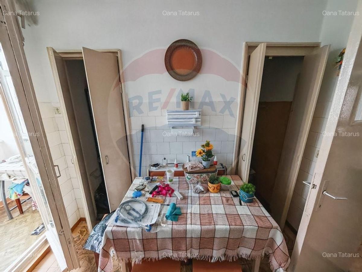 Apartament cu 4 camere de vanzare in zona Bd. Cosbuc - 7
