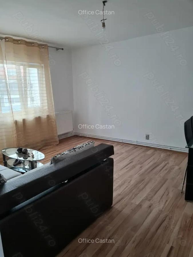 Apartament de vanzare - 3
