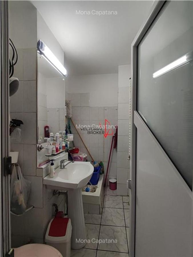 Apartament decomandat, hol H, 2 bai. 2 balcoane Colentina Maior V.Bacila - 21