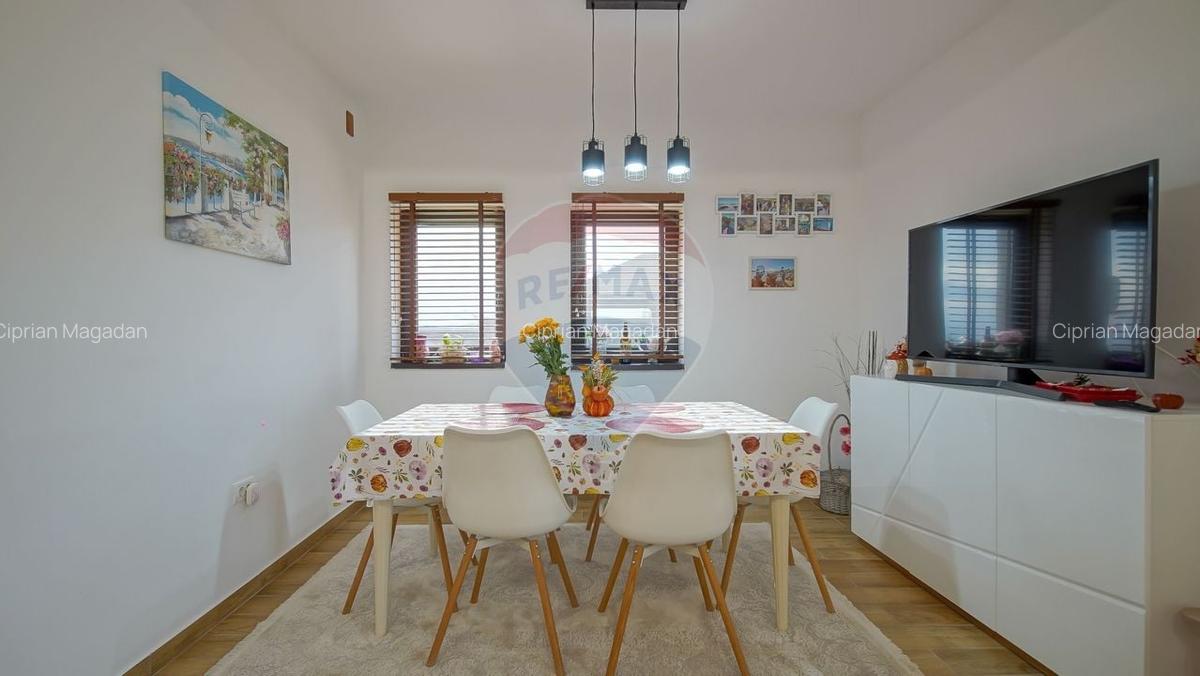 Casa individuala de vanzare in Harman - moderna, spatioasa si complet - 12