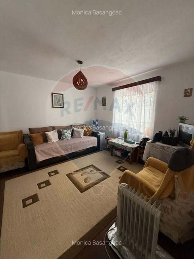 Casa  de vanzare - 3