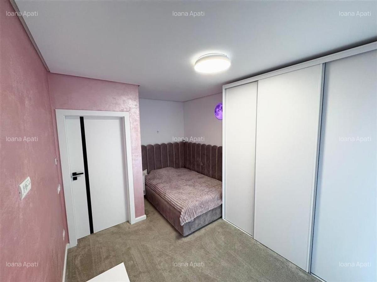 Apartament cu 3 camere decomandat în Central - 3