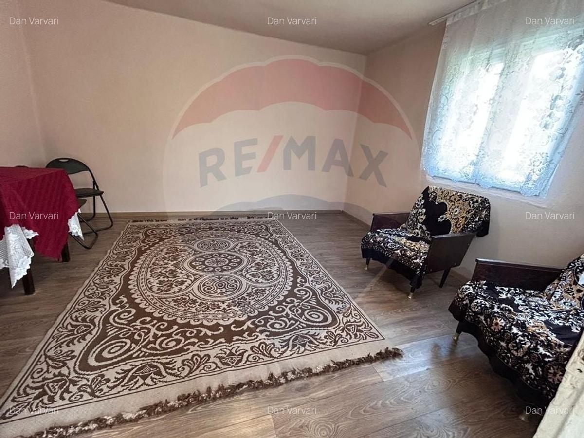 Casă cu 5 camere în Tulca - 9