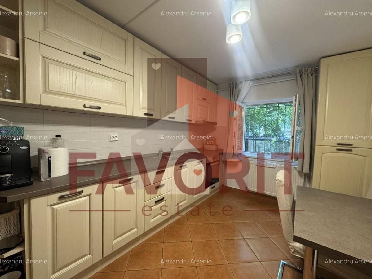 Apartament 3 camere decomandat – Zona Lipovei - 1