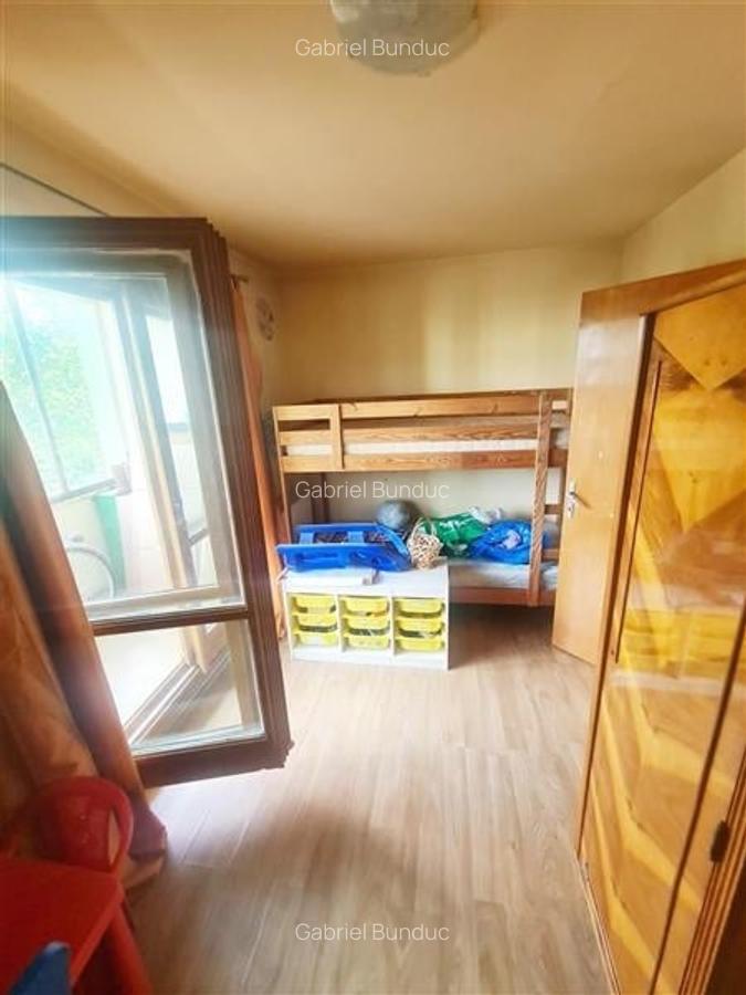 Apartament cu 3 camere semidecomandat în Astra - 12