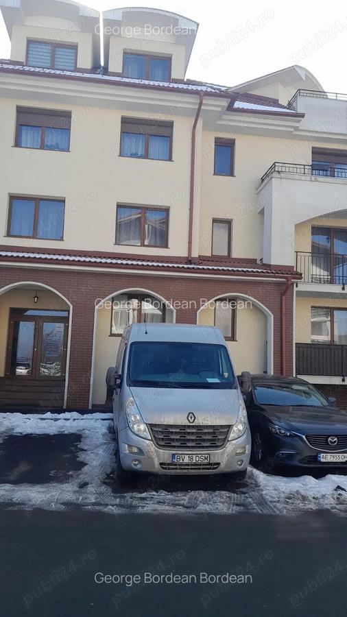 Inchiriez apartament in zona Tractorul 2 camere decomandat ,terasa .loc de parcare .boxa pivnita - 1