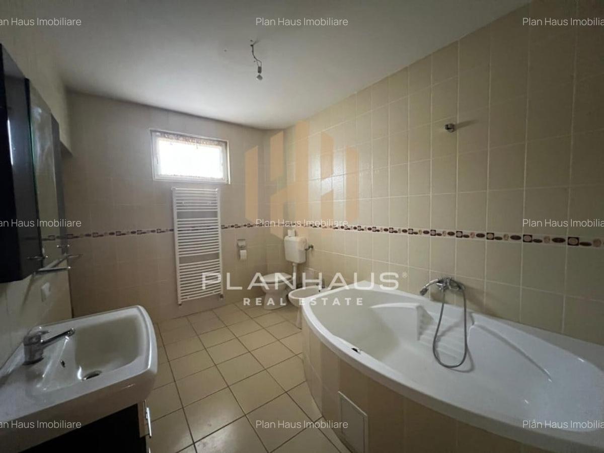 Casă cu 4 camere în Bârgău - 11