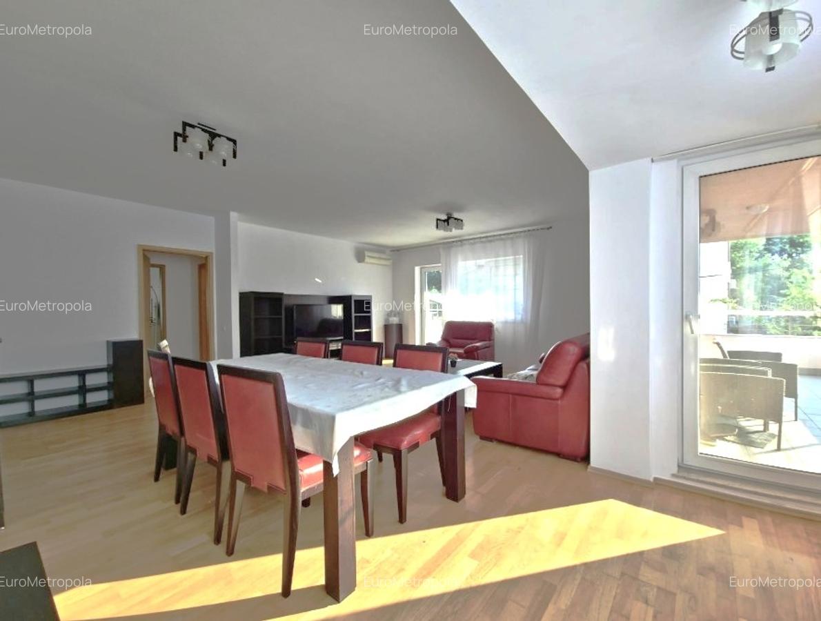 Apartament 3 camere , loc parcare, complex securiazat - 12
