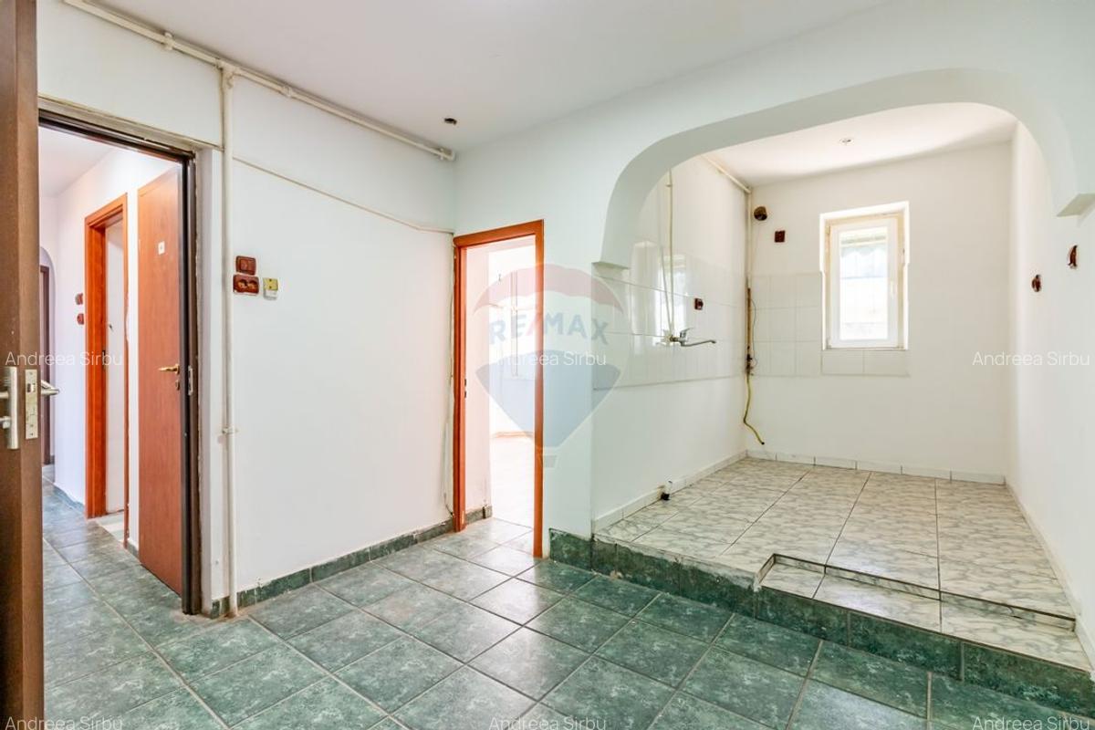 Casa / Vila in zona Calea Calarasilor, ideal investitie, 6xparcare - 20