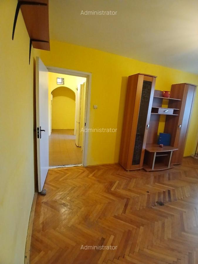 4 cam  Girocului aproape de Sp Judetean 2 balcoane - 1