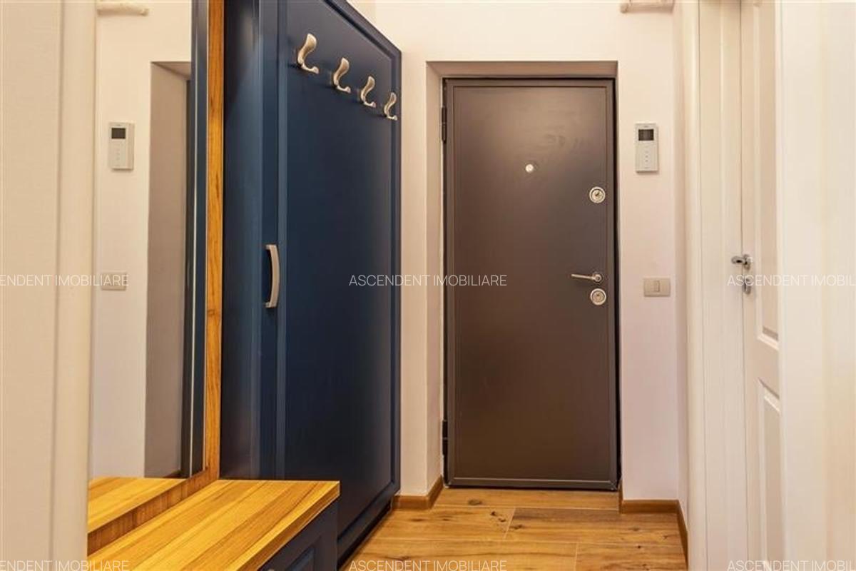 Studio,regim vila,LUX protocol,doua terase,pod propriu,Tractorul,Brasov:Film& Li - 10