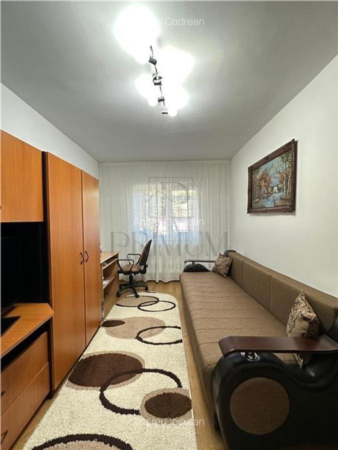 Buziasului - 2 Camere - Centrala termica proprie - Foarte spatios - Bloc anvelop - 4