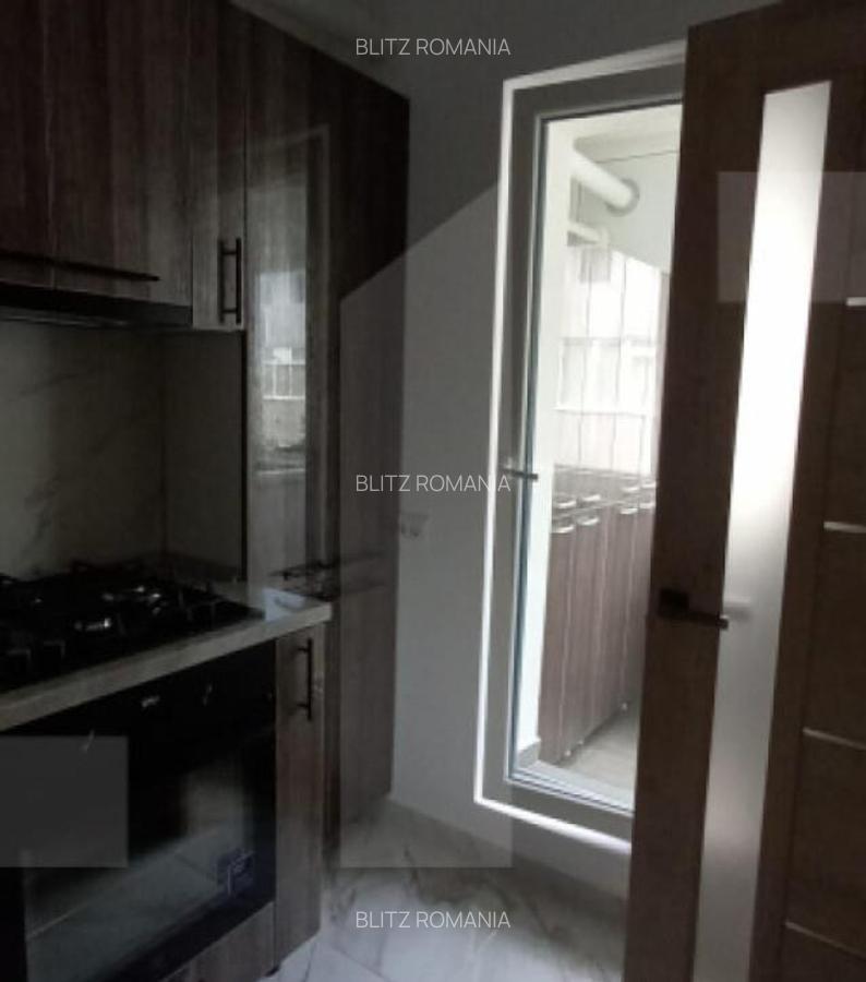 Apartament de lux cu terasa pe toata lungimea Str. Osi - 7